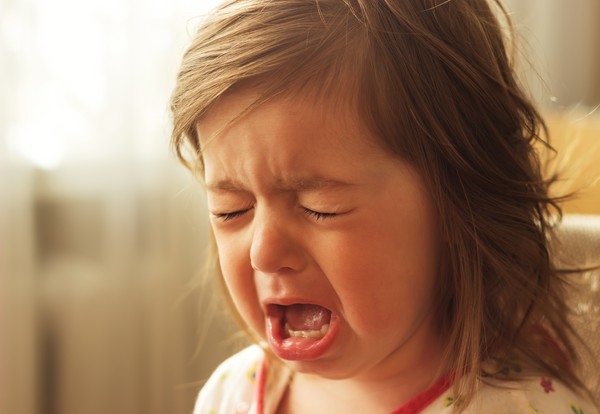 Baby tantrums: kā nomierināt bērnu