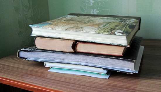 Mācās padarīt herbāriju un albumu viņam ar savām rokām