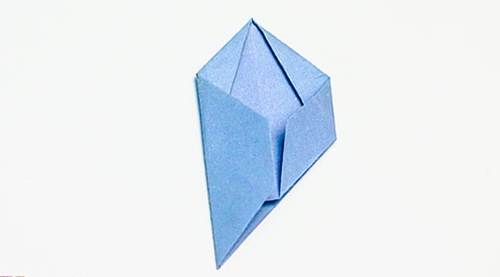 Kā padarīt origami ziedu ar savām rokām