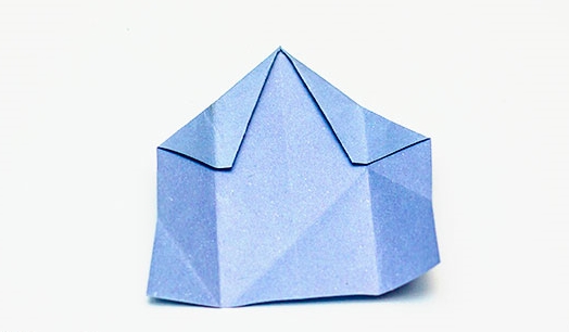 Kā padarīt origami ziedu ar savām rokām