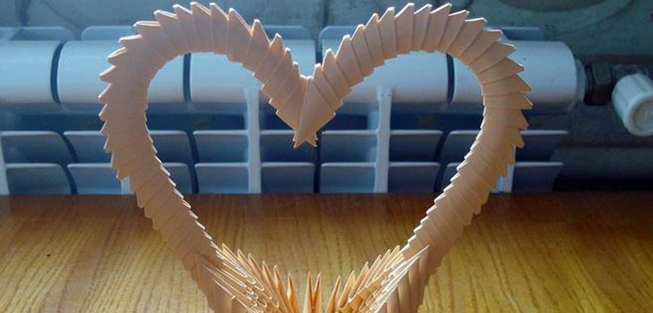 Kā padarīt origami no papīra sirds, video