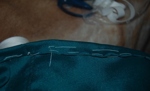 Kā sew visvienkāršākā kleita ar savām rokām