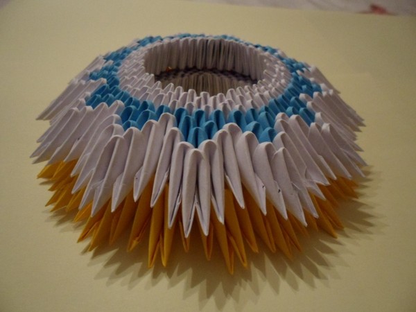 Kā padarīt gulbju origami no moduļiem - soli pa solim instrukciju ar fotogrāfijām un video