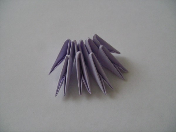 Kā padarīt gulbju origami no moduļiem - soli pa solim instrukciju ar fotogrāfijām un video