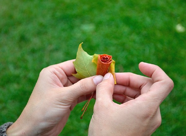 Amatniecība no lapām par tēmu "Rudens" ar savām rokām skolēniem