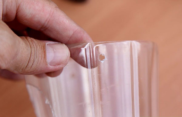 Jaunas amatniecības no plastmasas pudeles ar savām rokām dārzā un dārzā
