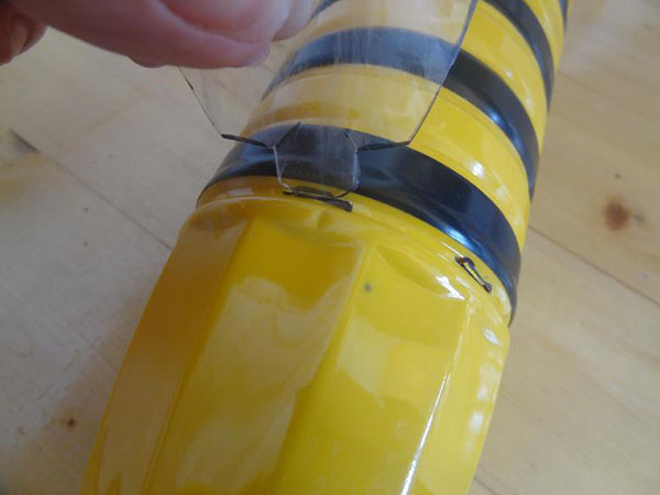 Jaunas amatniecības no plastmasas pudeles ar savām rokām dārzā un dārzā
