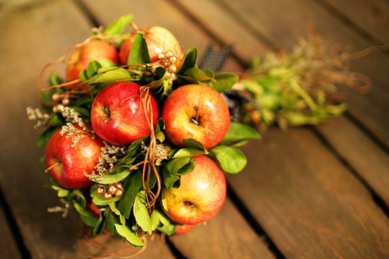 Sevis florists: 5 rudens pušķi ar dārzeņiem un augļiem