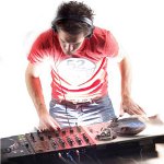 Kā kļūt par DJ Kā kļūt par DJ