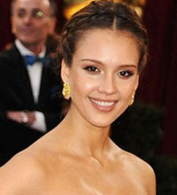 Ovāla seja: Jessica Alba