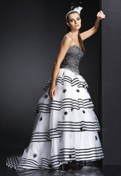 Kā izvēlēties kleitu prom 2010?