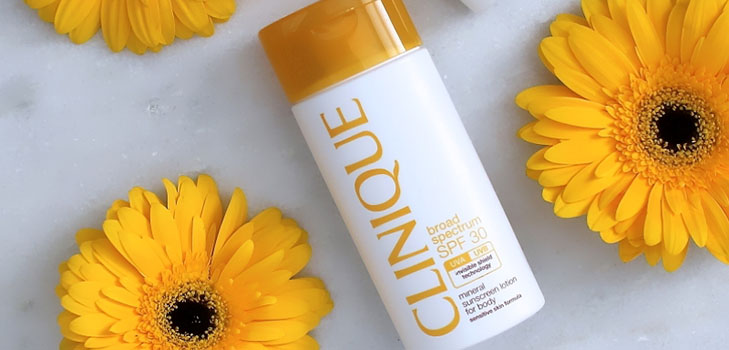 Neredzama aizsardzība: miecēšanas aģenti Clinique Mineral Sunscreen