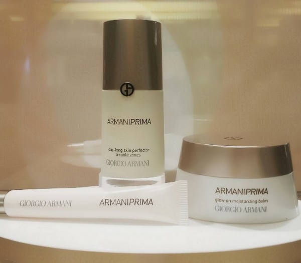 Perfektība: jauni produkti ādas kopšanai Armani Prima