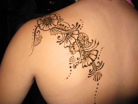 Tattoo henna salonā