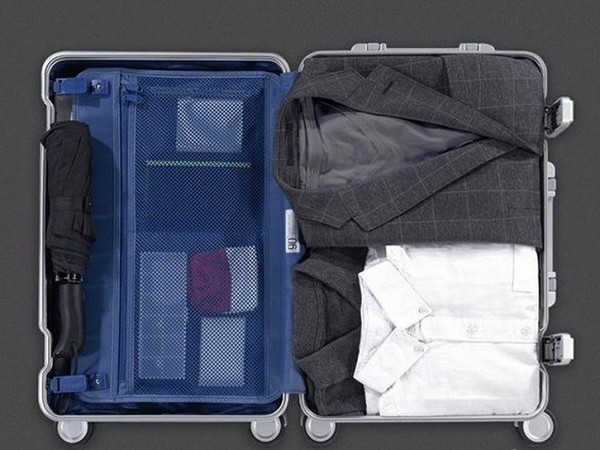 Drošais ceļojums: "gudra" soma Xiaomi Smart Suitcase