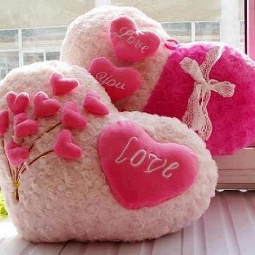 Kāds ir Valentīndienas meitene: dāvanu idejas