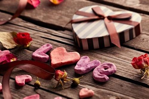 Ko pavadīt Valentīna diena viņa sievai? Oriģināla dāvana viņa sievai Valentīna dienā