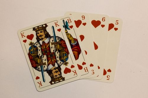 Laiks, kas stāsta kartēs, ir vienkāršs un interesants!