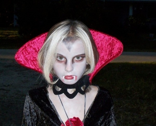 Halloween skolā: kā svinēt, idejas skriptam, konkursi, video. Halovīni uzvalki skolai ar savām rokām, foto