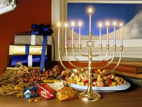 Kad Hanukka svin 2015. gadā. Hanukkas svētku vēsture. Tradīcijas un svētku ceremonijas