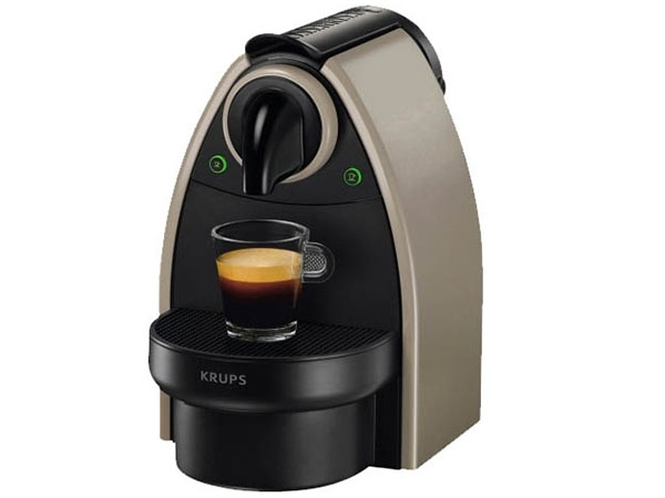 Pārskats par pieejamo Nespresso Krups Essenza Auto XN214010