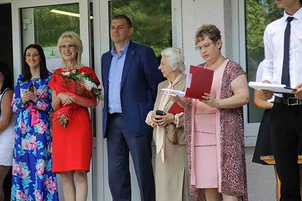 Skaisti apsveicam ar izlaidumu 2017. gadā 9. un 11. pakāpē