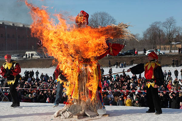 Apsveicam ar Maslenitsa 2017