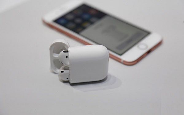 Skaņa bez robežām: Apple AirPods bezvadu austiņas