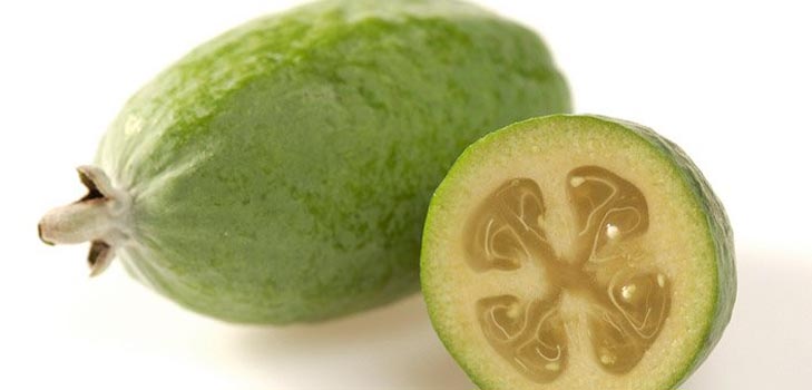 Feijoa ar medu, recepte ar foto