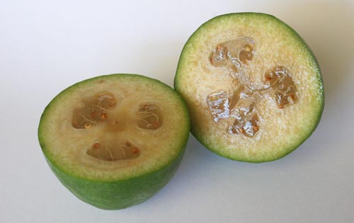 Feijoa ar medu, recepte ar foto