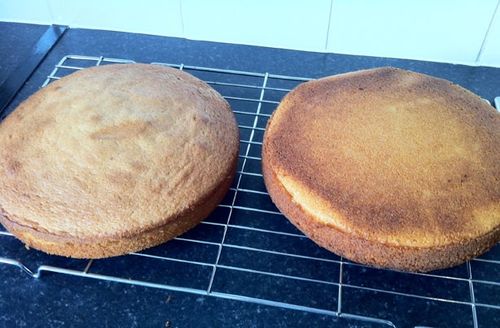 Delicious un neparasta kūka multivarka - soli pa solim ar fotogrāfijām