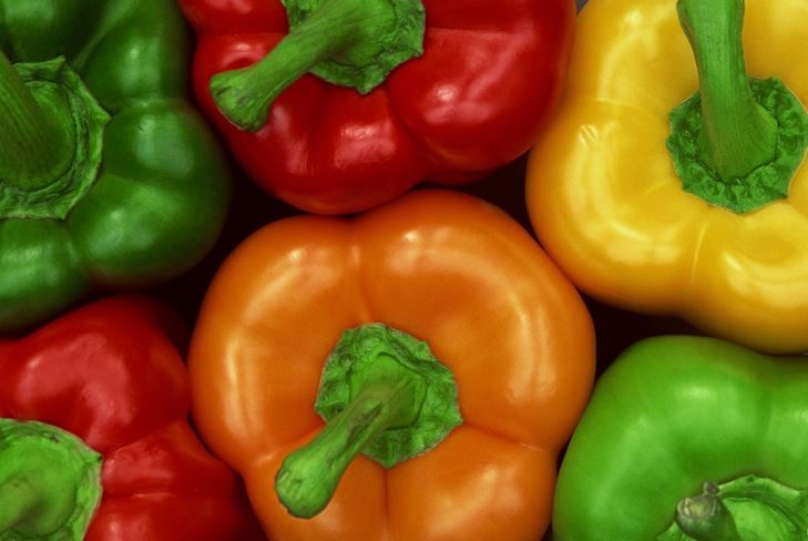 Pepper tomātu mērcē ziemai - foto recepte