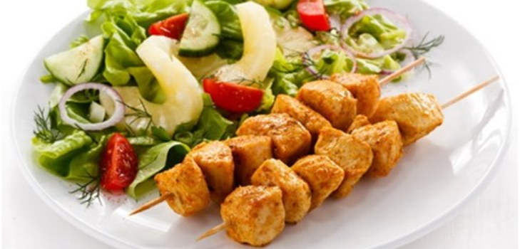 Šašliku kebabs ar dārzeņiem