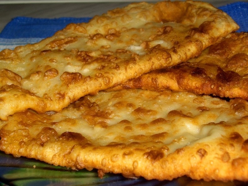 daudz chebureks
