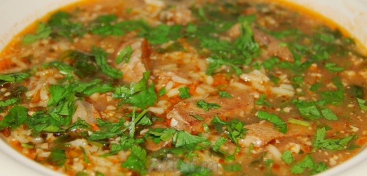 garšīgs zupa-harcho
