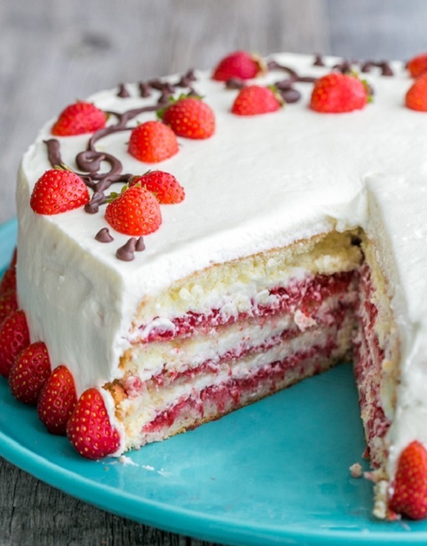 Delicious zemeņu kūka