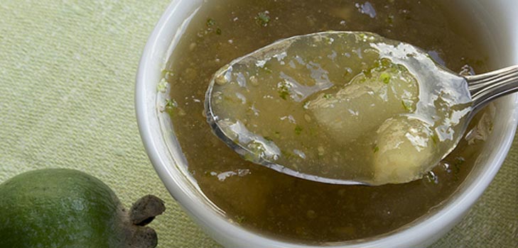 Jam no feijoa bez vārīšanas, recepte dzīvam ievārījumam ar fotoattēlu