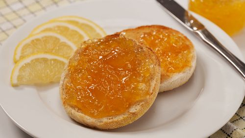 Citronu ievārījums ar liķieri