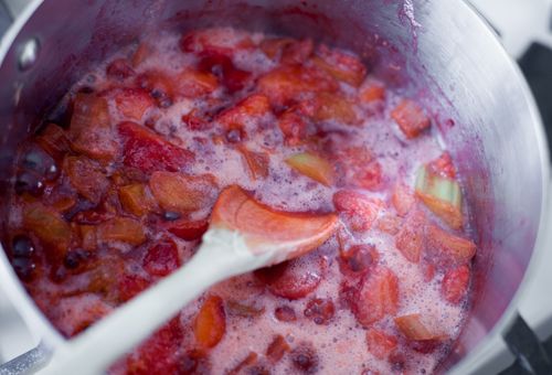 Jam ar rabarberu zemenēm