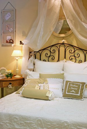 Provence stila mēbeles
