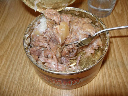 Konservi: laba un slikta